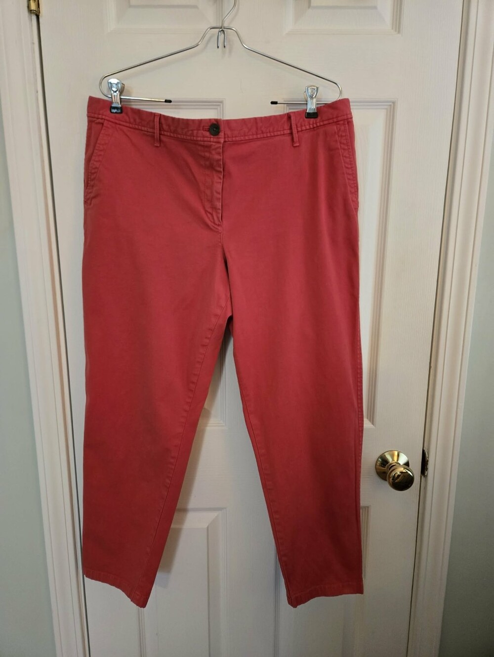 Talbots Girlfriend Chino. 16P
